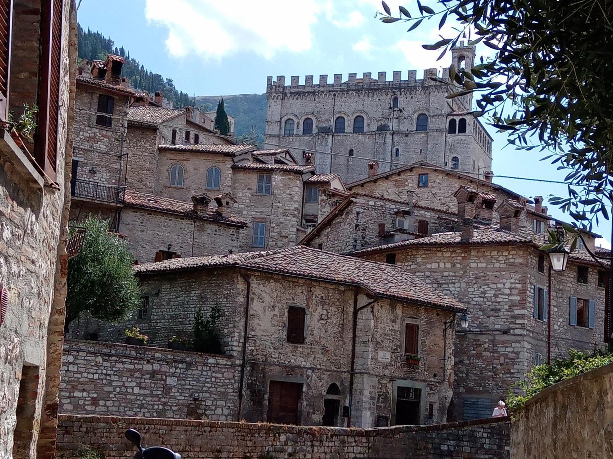 La Dimora Di Pietra Apartment Gubbio Exterior photo